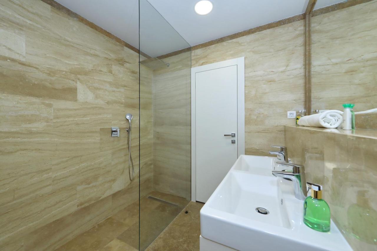 Penthouse Diem - Private Pool With Sea View Zadar Ngoại thất bức ảnh