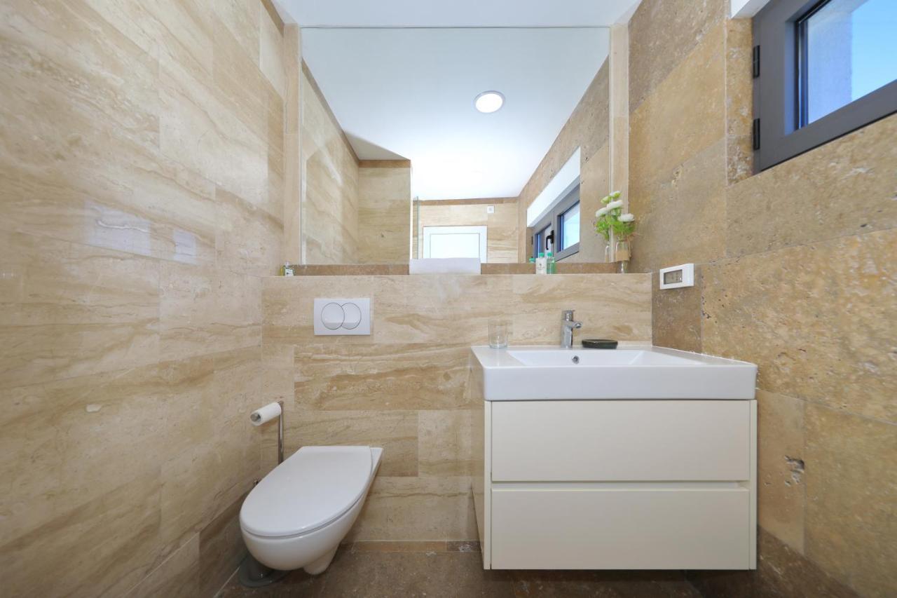 Penthouse Diem - Private Pool With Sea View Zadar Ngoại thất bức ảnh