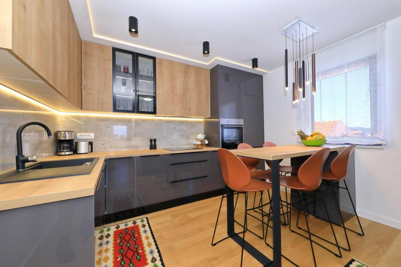 Penthouse Diem - Private Pool With Sea View Zadar Ngoại thất bức ảnh